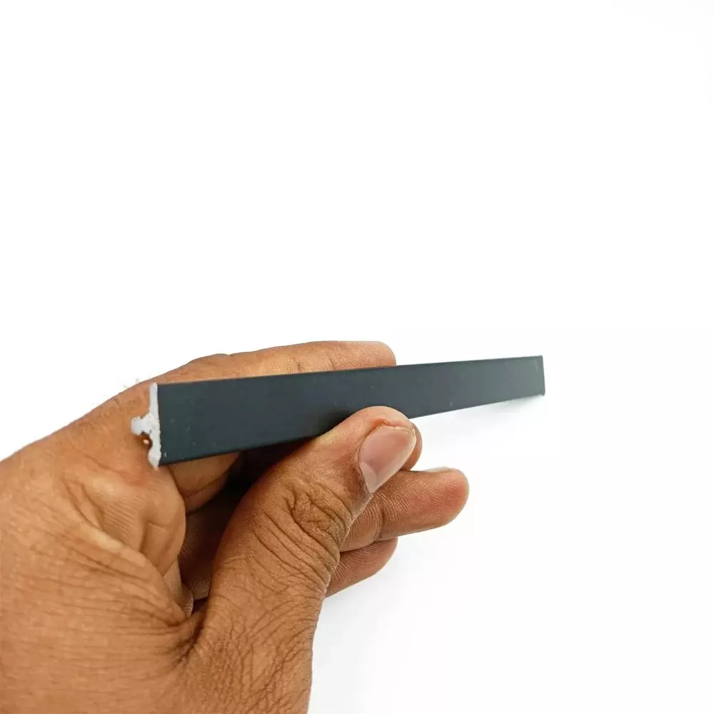 Godrej Edge Aluminum Profiles 25 mm (1 inch) Matte Black, 8485