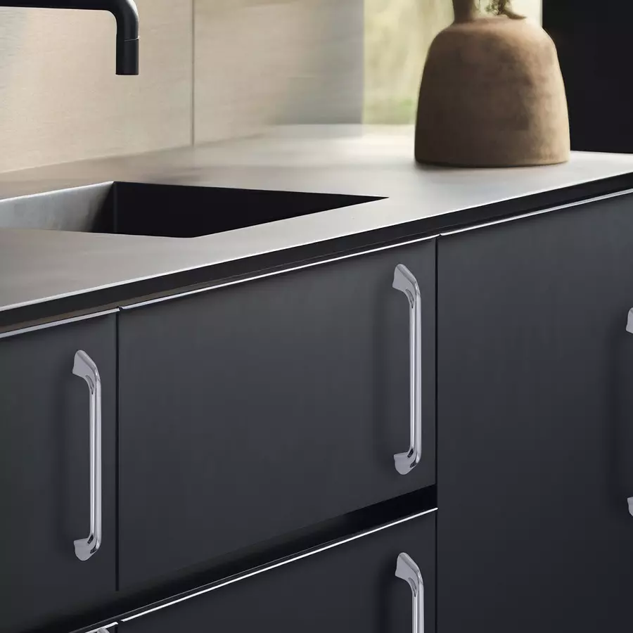 Atom Zinc Silver Glossy Finish Cabinet/Drawer Handle, CH-ZN-228-CP-08-110 (Pack of 10)