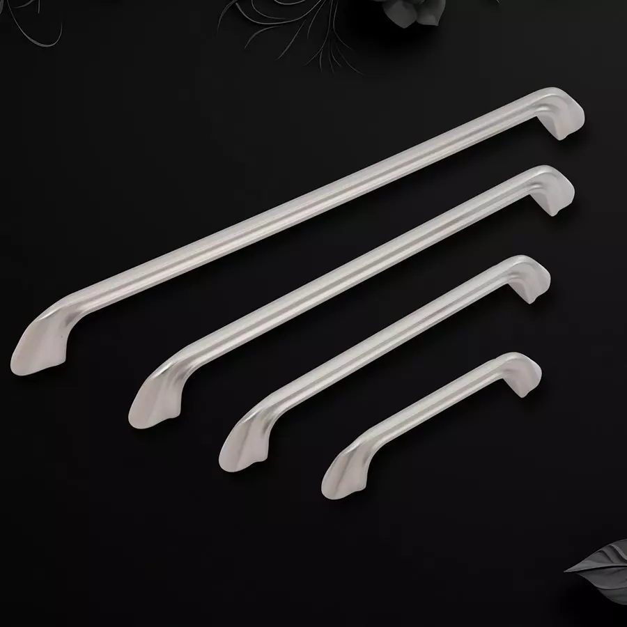Atom Zinc Silver Glossy Finish Cabinet/Drawer Handle, CH-ZN-228-SS-04-106 (Pack of 6)