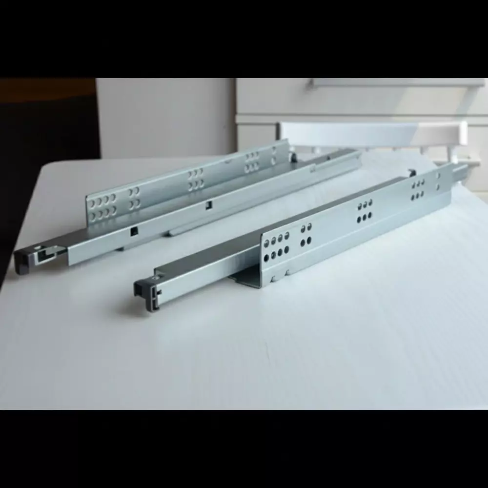 Ebco Concealed Drawer Slide Slim 2 Zinc Plated White Finish, Size 450 mm, Load 35 Kg, CDSS2KB-45-SC (Set of 2)