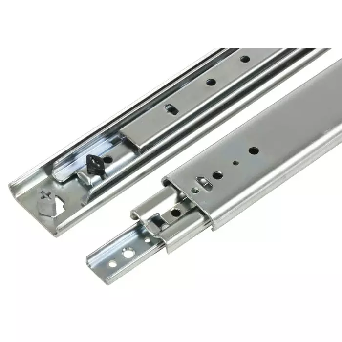 Accuride Steel Drawer Slide, 900 mm Closed Length, 90 Kg Load, DZ5321-0090-RS-A