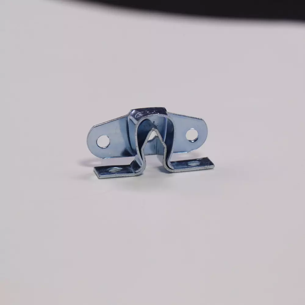 Ebco Spring Clip - Cupboard Zinc White Finish, 35 Kg Load Capacity and 2000x750 mm Maximum Shutter Size, SC2-ZW (Pack of 125)