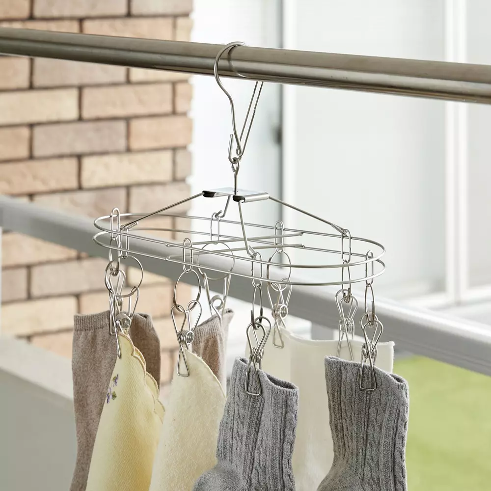 monotaro-stainless-steel-mini-laundry-hanger-with-8-clips-m8-she37