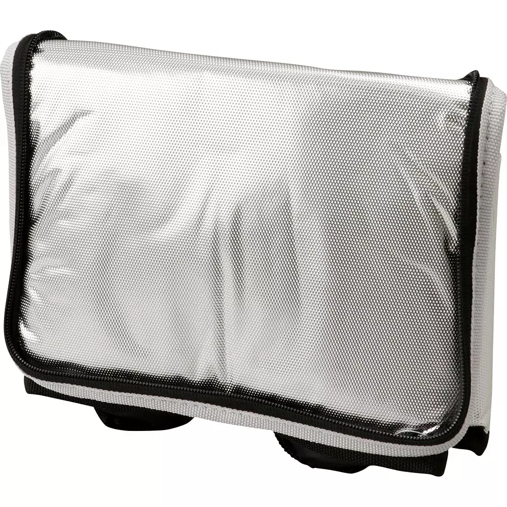 monotaro-cooler-bag-made-of-aluminum-body-silver-amp-black-shoulder-belt-black-about-5-l-capacity-5l