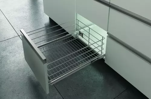 Hettich CargoTech M Plain Wire Basket  500 mm Depth  with KA Clamps 9190406