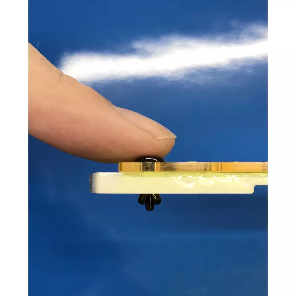 trusco-plastic-push-rivet-nylon-41-mm-hole-dia-white-tpr4090-w-pack-of-50-pcs