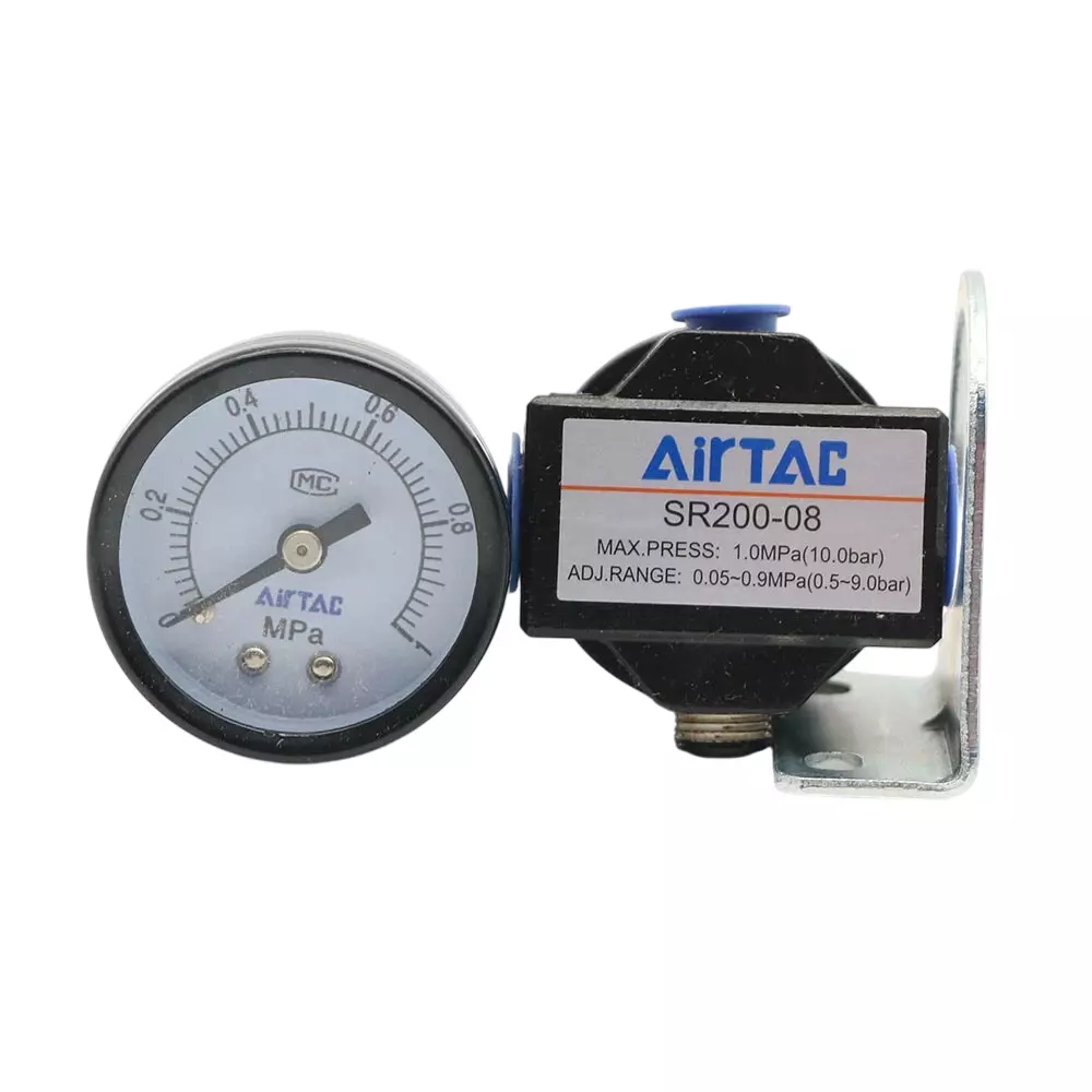 Airtac Pressure Regulator 1/4 inch (6.34 mm) Port Size and 1.0 MPa (145 psi) Maximum Pressure, SR200-08