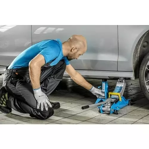 hogert-technik-hydraulic-bottle-jack-low-profile-2-ton-lifting-capacity-and-89-359-mm-lifting-range-ht8g004