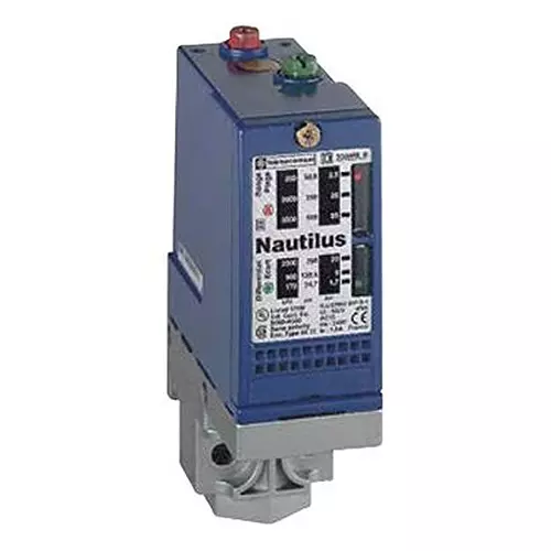 TELEMECANIQUE SENSORS Switch, Pressure, 1.5-70Bar, W/ Display, XMLA070D2S11.