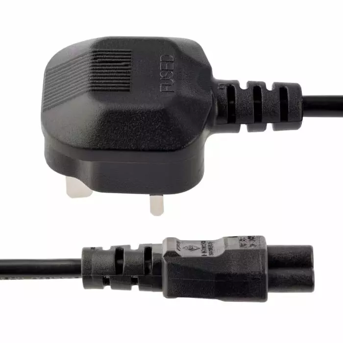 StarTech.com Right Angle Type G UK Plug to Straight IEC C5 Socket Power Cord 1 m, PXTNB3SUK1M