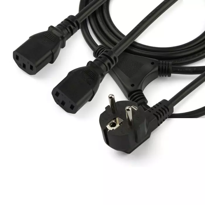 StarTech.com Right Angle CEE 7/7 Plug to Straight IEC C13 Socket Power Cord 2 m, PXT101YEU2M