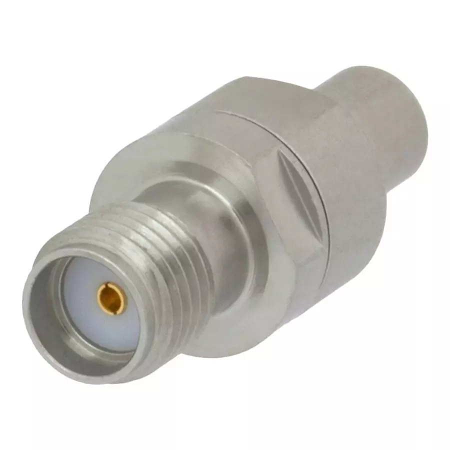 FAIRVIEW MICROWAVE Rf Adapter, S mAJack-Smp Plug, 50 Ohm, FMAD1008