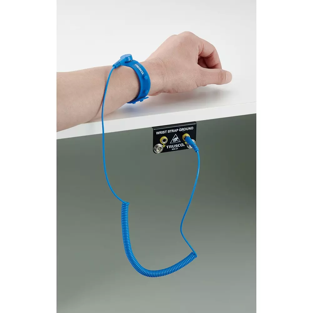trusco-cleanroom-wrist-strap-30-effective-length-m-cable-length-2400-coil-length-crws-b
