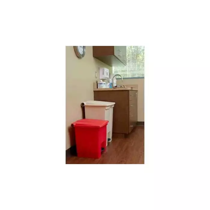 RUBBERMAID Legacy Step-On 87L Beige Pedal Plastic Waste Bin, FG614600BEIG