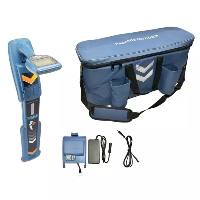 Radiodetection RD8200 Cable Detector, Cable Detection Depth 30m, 10/RD8200-BAG-RM