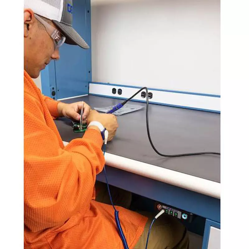 desco-continuous-monitor-65120389