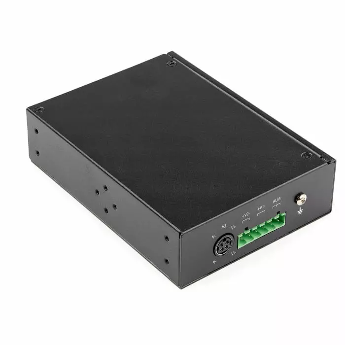 StarTech.com Unmanaged 6 Port Gigabit Switch With PoE, IES1G52UPDIN
