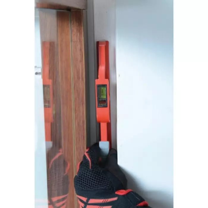 168-60mn-sam-sam-600mm-magnetic-spirit-level-266-6864-rs