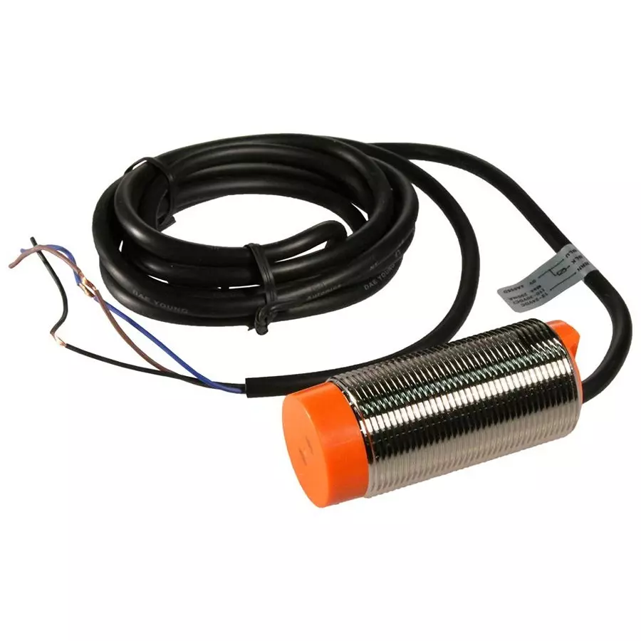 Autonics Capacitive Proximity Sensor, CR30-15DP