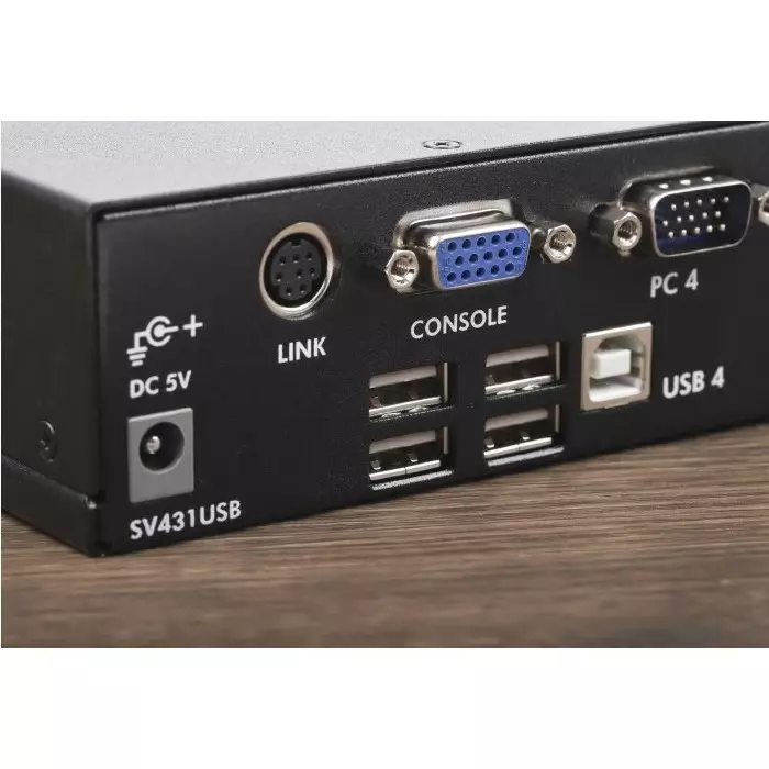 StarTech.com 4 Port USB VGA KVM Switch 1920 x 1440 Maximum Resolution, SV431USB