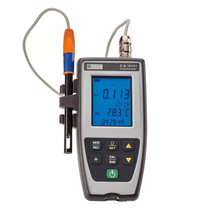 CHAUVIN ARNOUX Conductivity Meter 0.001 - 0.1 μS/cm Resolution 54x127x211 mm, P01710020