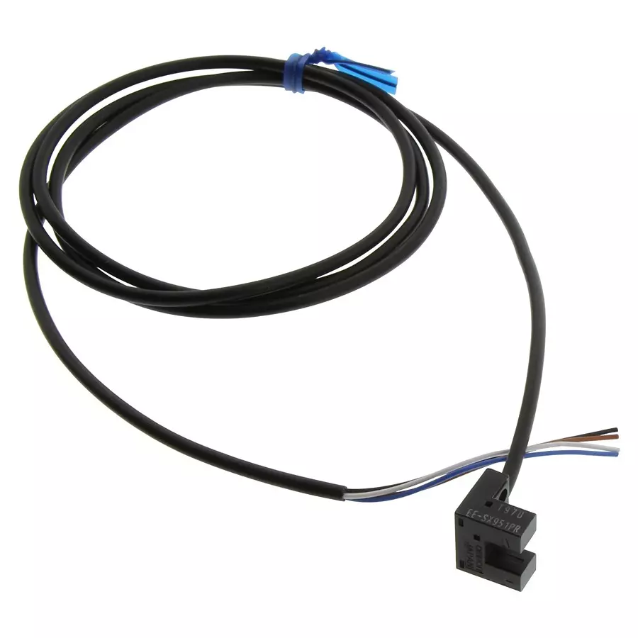 OMRON INDUSTRIAL AUTOMATION PHOTO INTERRUPTER, 5MM, PNP, 24V, EE-SX951P-R 1M