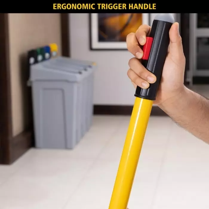 RUBBERMAID Black Yellow Mop Handle 1.42 m for Use with Industry Microfibre Floor Cleaning System, R050669