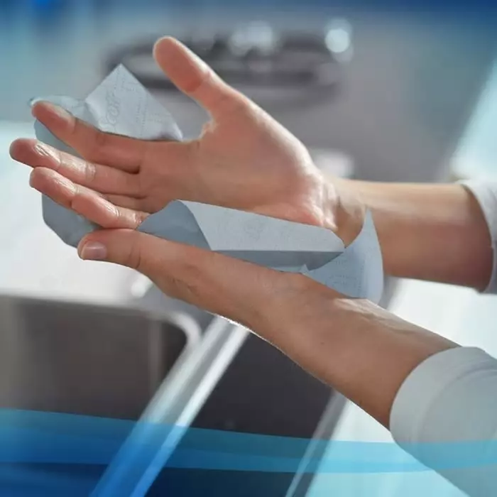 Kimberly-Clark Scott Rolled Blue Paper Towel 198mm 760 Sheets, 6696