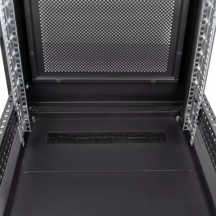 StarTech.com 12U-Rack Server Cabinet Medium 603 x 663 x 900mm, RK1236BKF