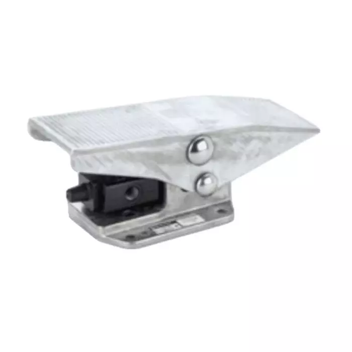 Norgren Super X Series Pedal Type Pneumatic Manual Control Valve 3/2 G 1/8 inch III B, 3048102