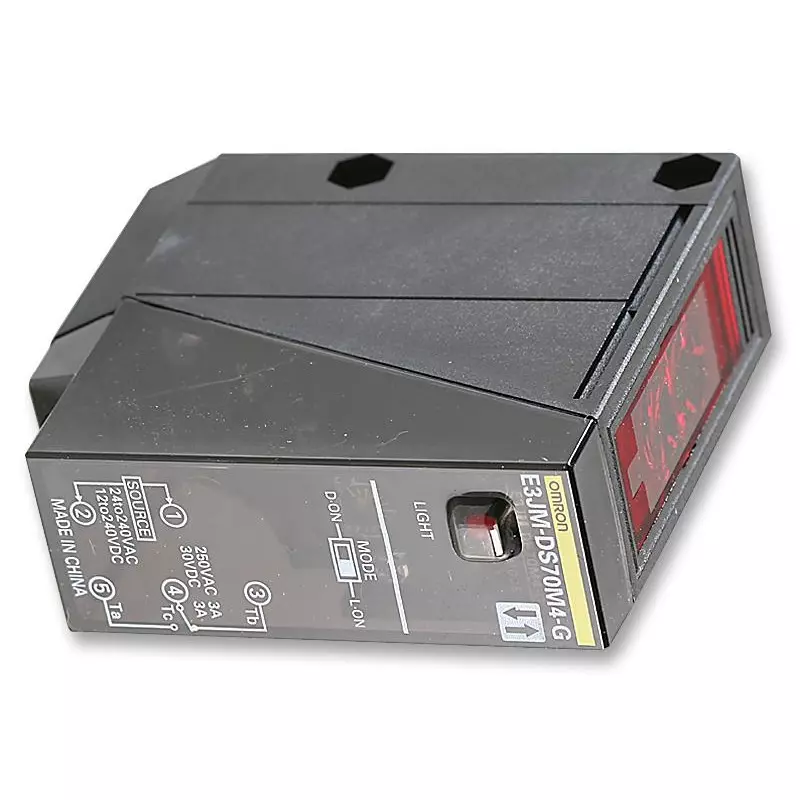 OMRON INDUSTRIAL AUTOMATION Sensor, 700Mm, Diffuse, 0.1-0.5S, E3JM-DS70M4T-G