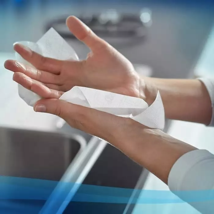 Kimberly-Clark Scott Rolled White Paper Towel 198mm 760 Sheets, 6695
