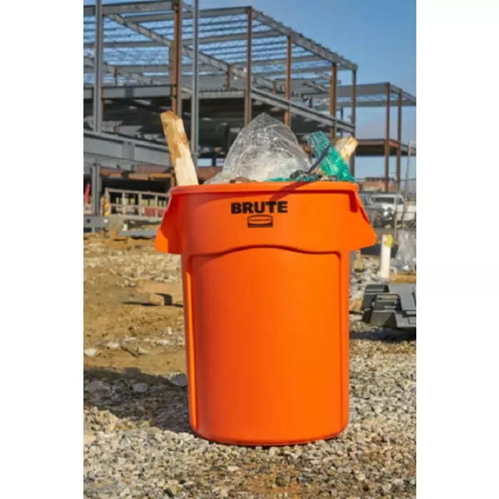 RUBBERMAID Brute Vented 44gal Orange Polypropylene Waste Bin, 2119307