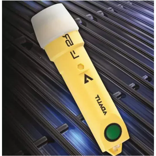 adaro-tecnologia-led-hand-held-torch-3-w-135-lumens-lithium-thermoplastic-resin-l5r