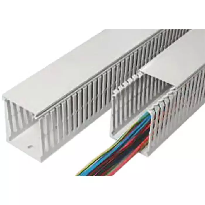 SES Sterling GN-HF-A6/4 Grey Slotted Panel Trunking Open Slot W60 mm x D40mm L2m Halogen Free PC/ABS, 8500143025