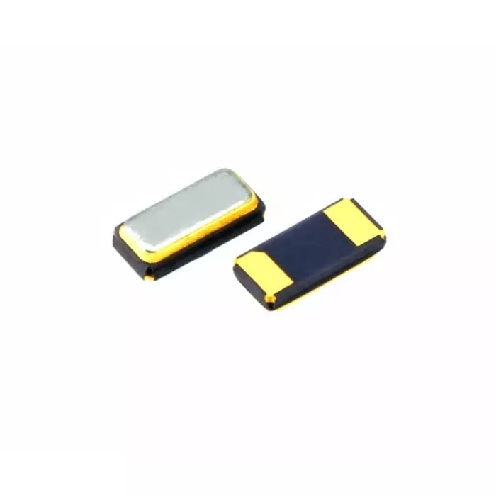 Ecliptek Crystal Unit 3.2x1.5 mm, E8WSDC12-32.768K TR (Pack of 10)