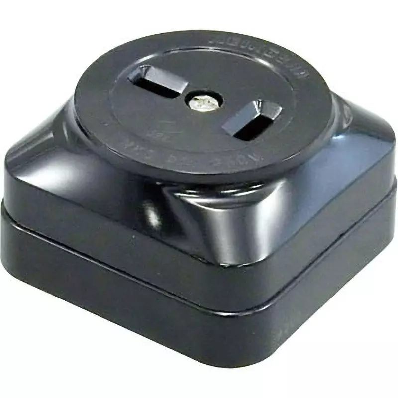 Meikosha Square Outlet 250 V Rated Voltage 20 Amp Current, MR2747