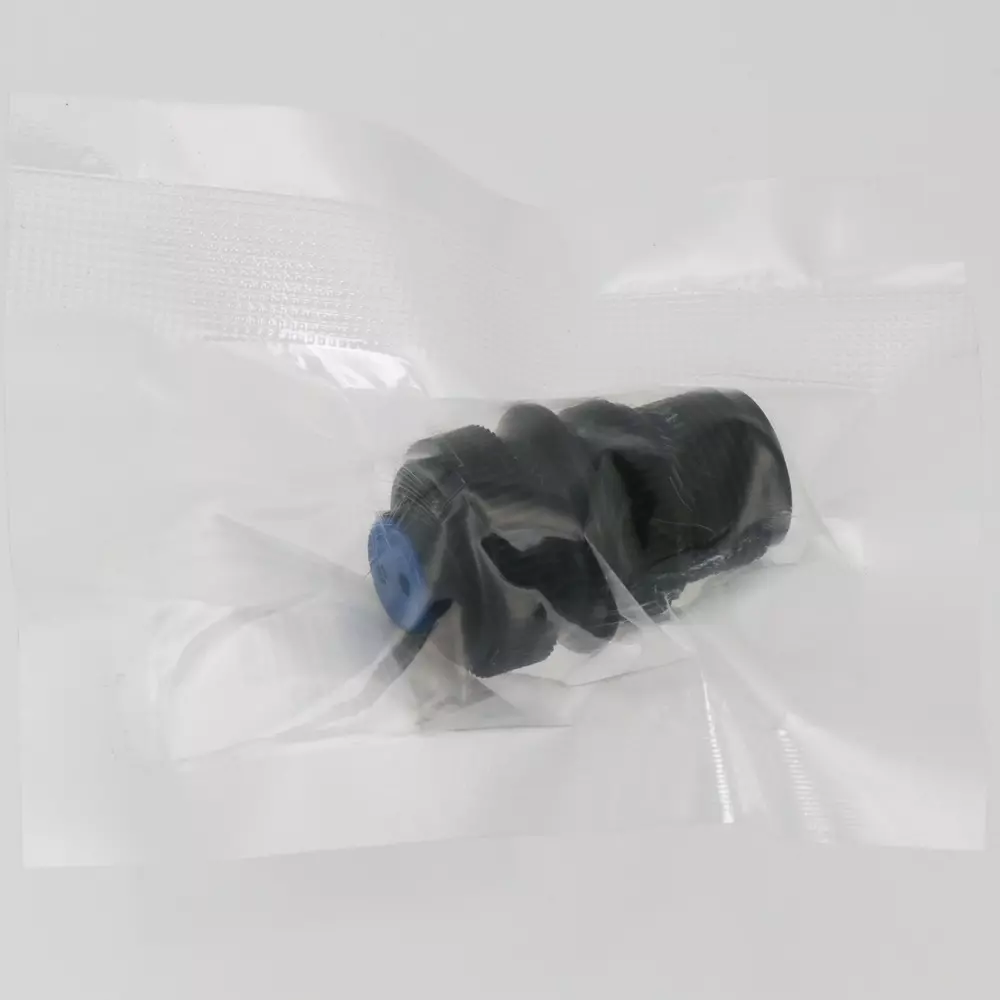 fujikura-solid-shell-straight-plug-dms3106a10sl-4s