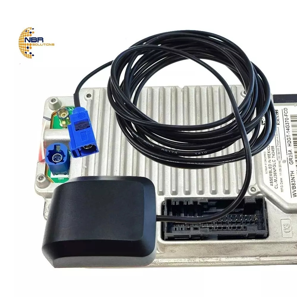 generic-gps-antenna-28-dbi-gain-with-magnetic-base-rg-174-fakra-connector-no-pin-cable-na007-2