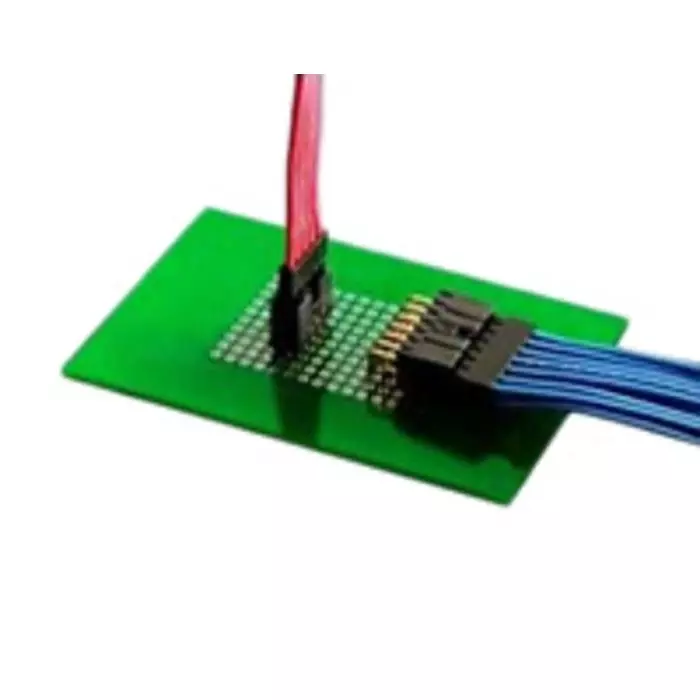 Amphenol ICC DuboxSeries Right Angle Through Hole PCB Header 4 Contact(s) 2.54 mm Pitch 1 Row(s) Shrouded, 76382-304LF (Pack of 500)
