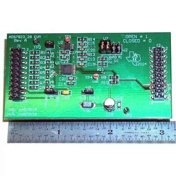 TEXAS INSTRUMENTS ADC Evaluation Board 5 V, ADS7823-28EVM