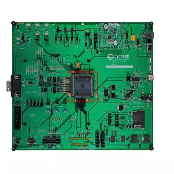 Infineon Evaluation Board ARM Cortex M7F, CYTVII-B-H-8M-176-CPU
