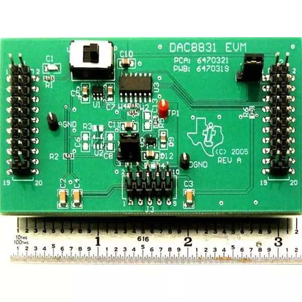 TEXAS INSTRUMENTS DAC Evaluation Board 3 to 5 V, DAC8831EVM