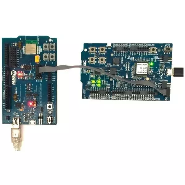 Fanstel Evaluation Board 1.7 to 5.5 V Operating Supply Voltage 2.4 GHz, EV-BT40