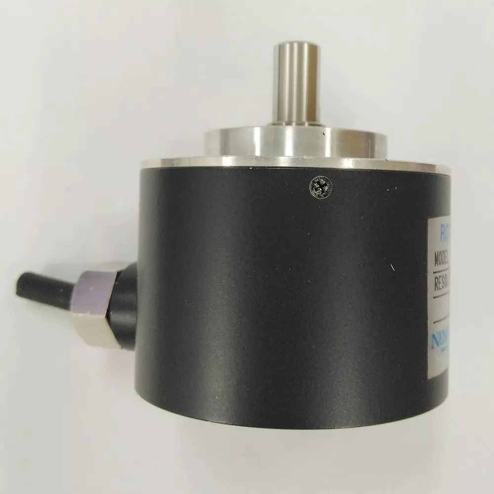 nemicon-rotary-encoder-8-mm-shank-dia-5000pr-pulses-noc-s5000-2mc-8-050-00e