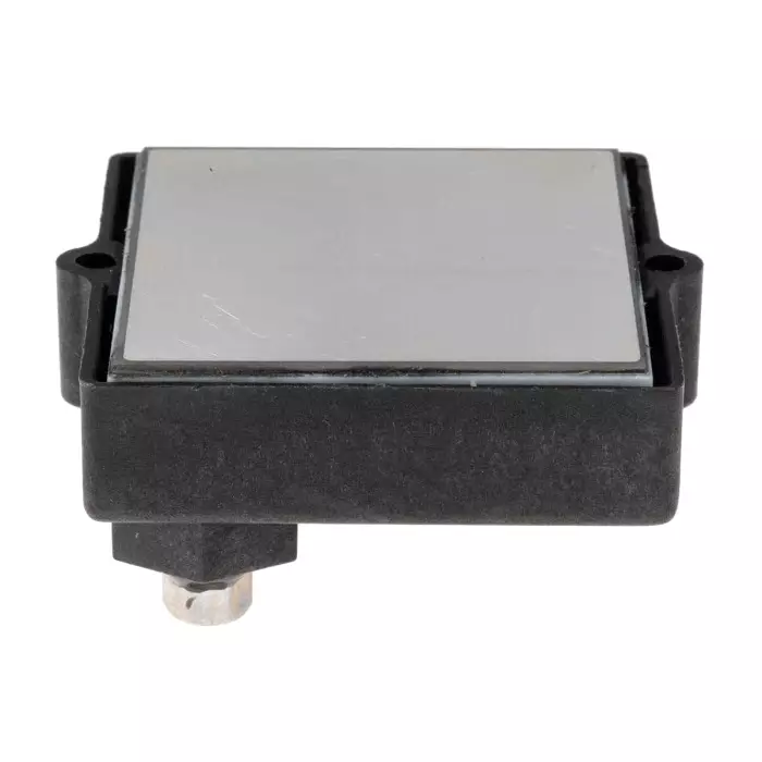 RS Pro Thick Film Chassis Mount Resistor Power Rating 2kW, Resistance 15Ω Model No 1853050