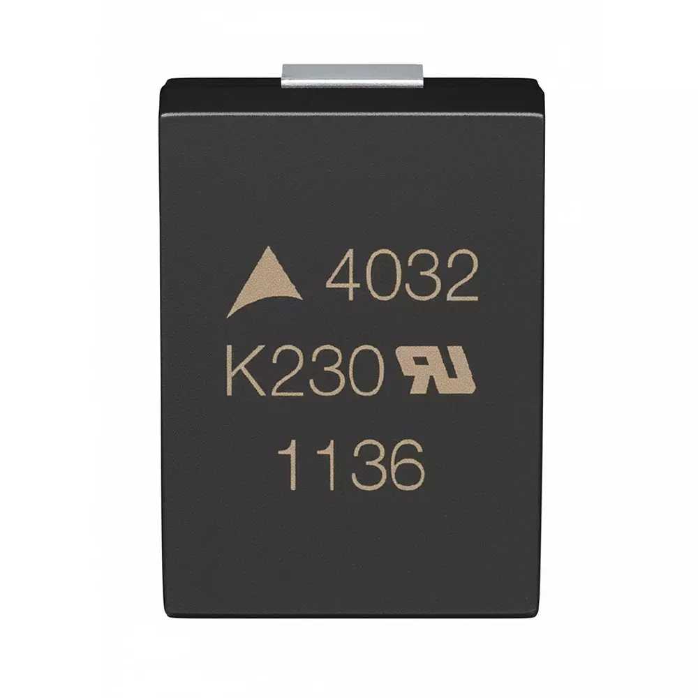 TDK Multilayer Varistor PCB Mount 1.2 kA Peak Surge Current 395 V Clamping Voltage, B72660M0151K093