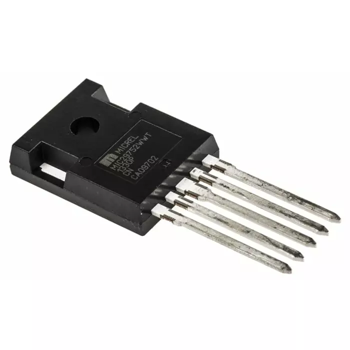 Stmicroelectronics Voltage Regulator 2 Amp 7.5 V Linear Voltage 3 Pins TO-220, L78S75CV (Pack of 50)