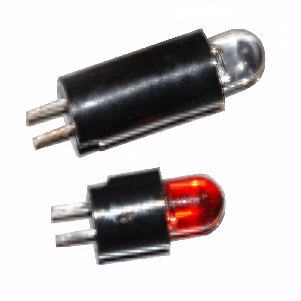 DIALIGHT LED Circuit Board Indicator Red Illumination Color 5 mm LED Size 20 mA If - Forward Current, 561-5101-070F