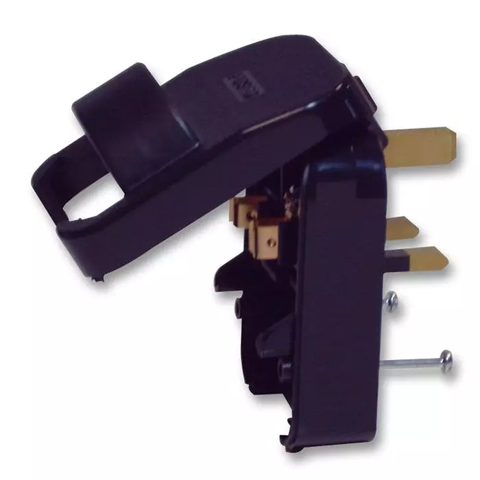 POWERCONNECTIONS Convertor Plug, Schuko-Uk, Blk, 13A, SCP3.BLACK.13A